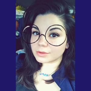 Meet your Posher, Ariana